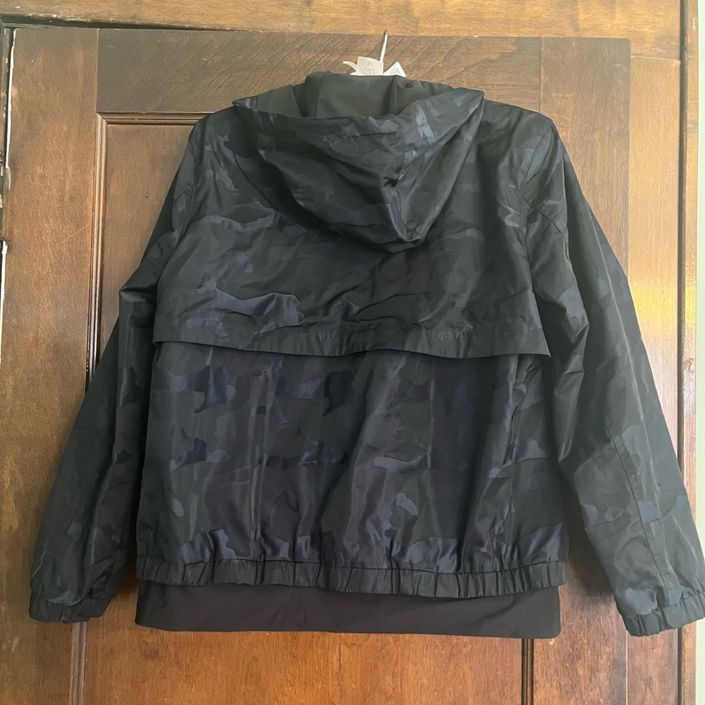 Calia all weather wind breaker. Size Medium. New without tags.
